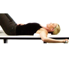 肩のストレッチ